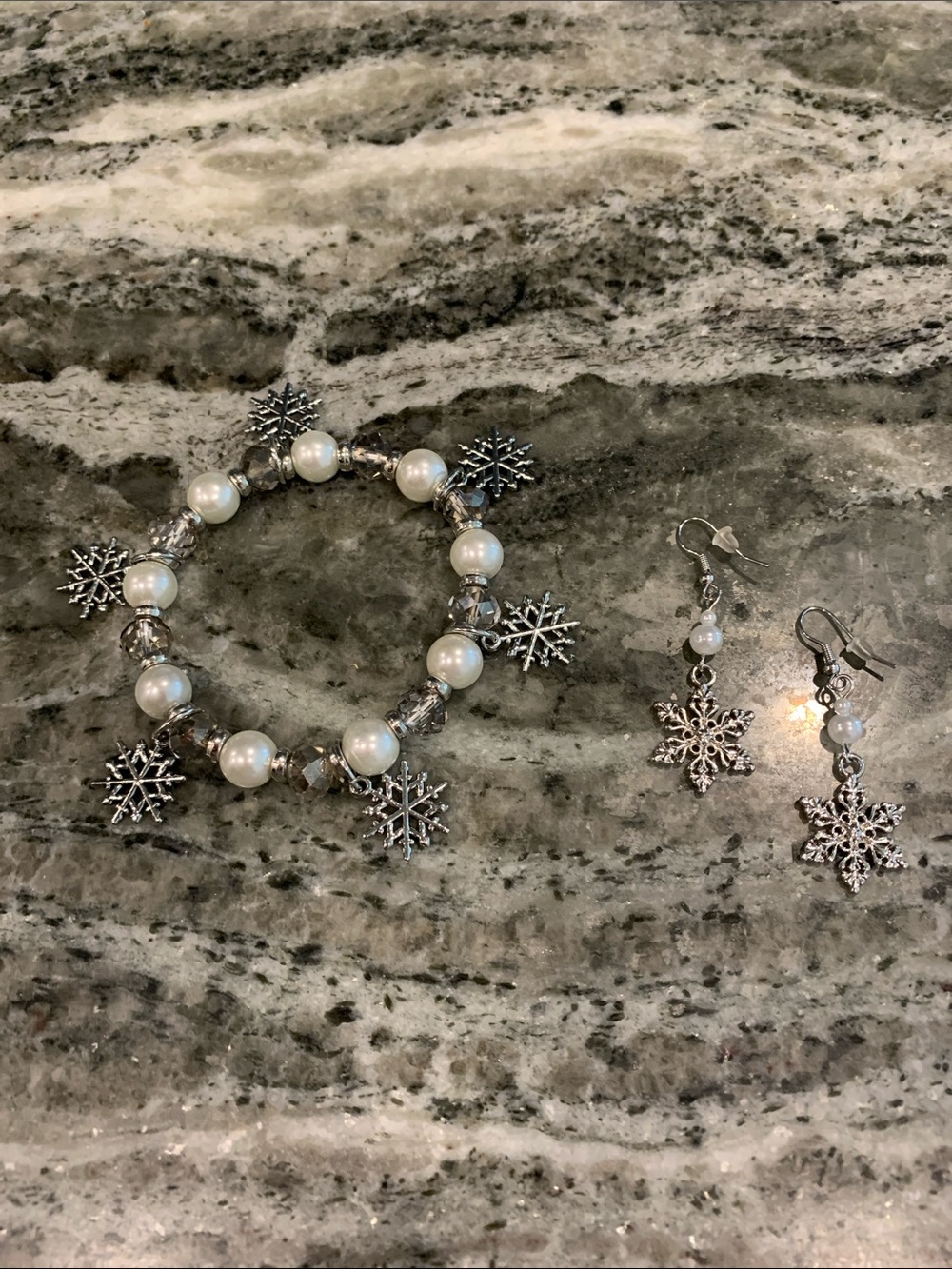 Pearl and Silver Snowflake Bracelet & Earrings Set - Winter Jewelry brand new